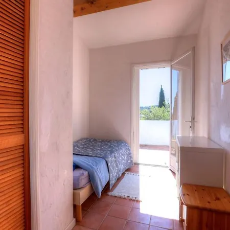 Cote Mer, Provence Style, Near St Tropez Villa *