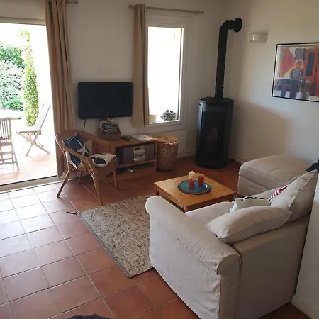 Cote Mer, Provence Style, Near St Tropez * La Croix-Valmer